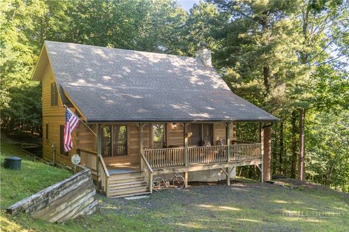 395 Wildcat Estates Dr, Deep Gap, NC, 28618-9052 | Card Image