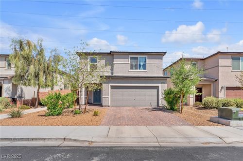 3048 Eaglesfield Ave, North Las Vegas, NV, 89081-6923 | Card Image
