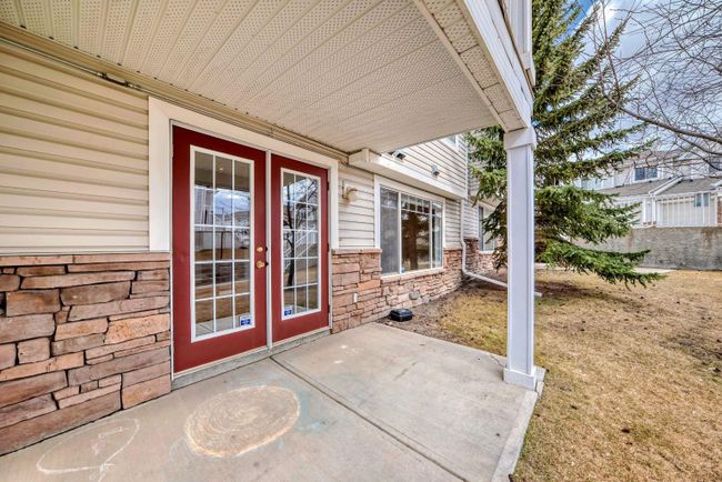118 Hidden Creek Gardens Nw, Home with 3 bedrooms, 2 bathrooms and 4 parking in Calgary AB | Image 24