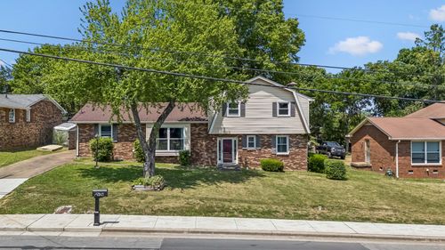 2946 Anderson Rd, Nashville, TN, 37217-4006 | Card Image