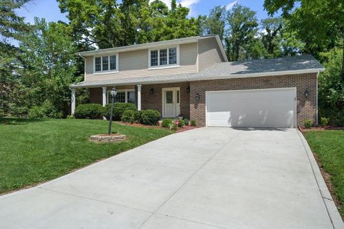 423 Shorewood Ct, Valparaiso, IN, 46385-7720 | Card Image