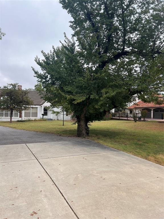 Elmhurst Ave, Oklahoma City, OK 73120
