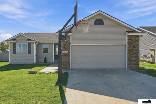 14321 Quentin St, Waverly, NE, 68462-2041 | Card Image