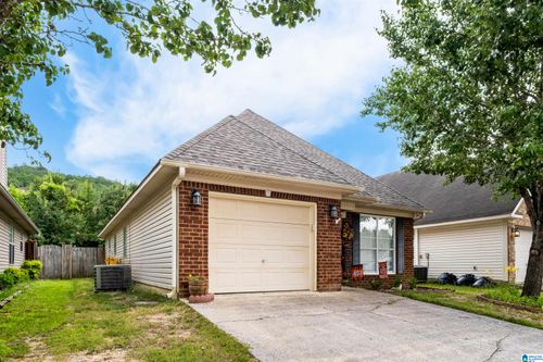 347 Forest Lakes Dr, STERRETT, AL, 35147-8163 | Card Image