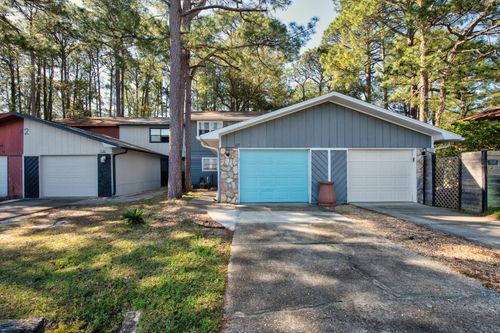 127-42 7th Ave, SHALIMAR, FL, 32579-1872 | Card Image