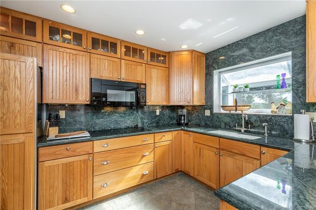 5 Curtis Dr, House other with 4 bedrooms, 4 bathrooms and null parking in Sherman CT | Image 15