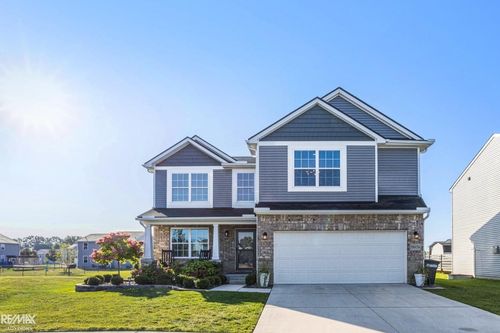 58656 Cogswell Ct, New Haven, MI, 48048-2805 | Card Image