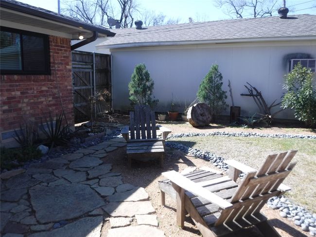 10921 Sinclair Ave, House other with 3 bedrooms, 2 bathrooms and null parking in Dallas TX | Image 21