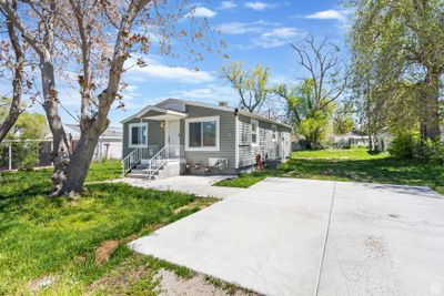 2959 S 9200 W, House other with 4 bedrooms, 2 bathrooms and 2 parking in Magna UT | Image 2