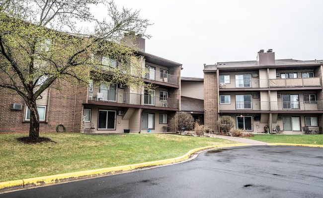 UNIT-119 - 3440 Golfview Dr, Condo with 1 bedrooms, 1 bathrooms and null parking in Eagan MN | Image 21