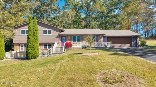 947 Lawnville Rd, Kingston, TN, 37763-4635 | Card Image