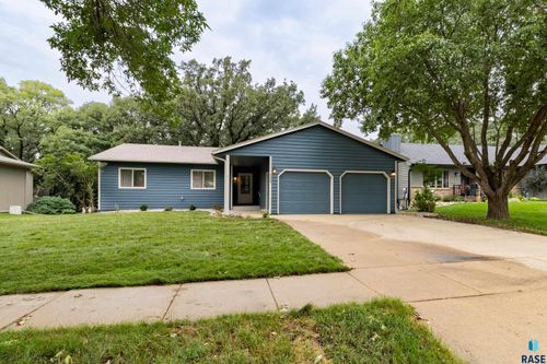 4209 E Shenandoah Trl Trail, Sioux Falls, SD, 57103-6610 | Card Image