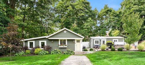 16837 Ferry St, Spring Lake, MI, 49456-1211 | Card Image