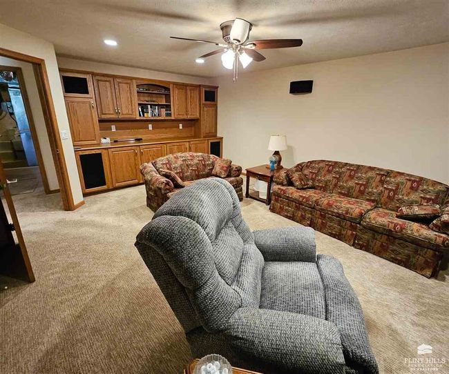 1605 Parkplace Court, House other with 3 bedrooms, 3 bathrooms and null parking in Abilene KS | Image 24