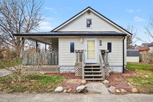 602 Illinois St, Walkerton, IN, 46574-1138 | Card Image