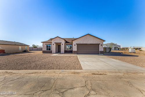14058 S Tampico Rd, Arizona City, AZ, 85123-7862 | Card Image