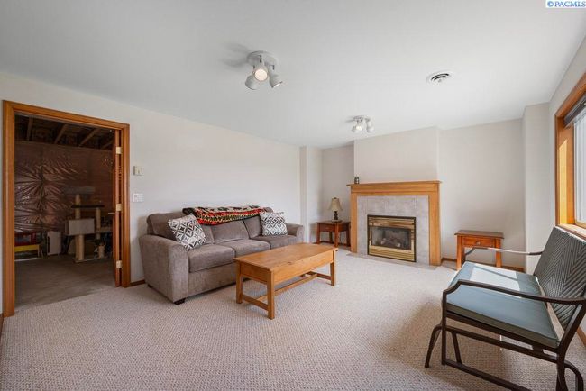 1545 Capri Ct, Condo with 4 bedrooms, 3 bathrooms and null parking in Pullman WA | Image 28