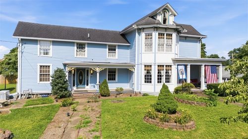 402 Williams Ave, Williamstown, WV, 26187-1246 | Card Image