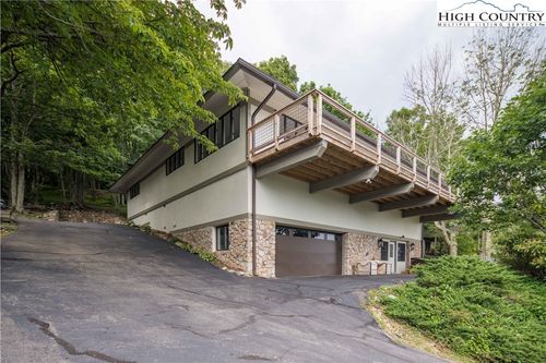 1648 Skyland Dr, Seven Devils, NC, 28604-8507 | Card Image