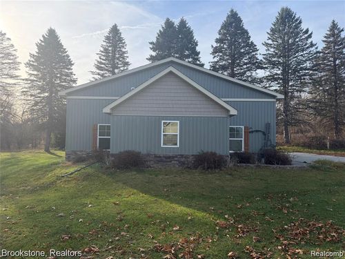 2248 Granger Rd, Ortonville, MI, 48462-9201 | Card Image