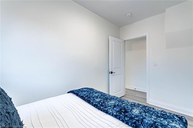 135 East Ave N, House other with 3 bedrooms, 2 bathrooms and 2 parking in Hamilton ON | Image 24