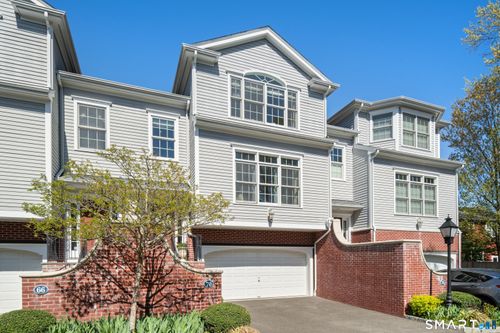 70 Southport Place, Fairfield, CT, 06890 | Card Image