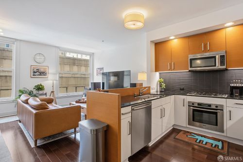 412-74 New Montgomery St, San Francisco, CA, 94105-3442 | Card Image