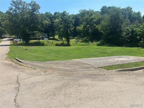319 N Martha Street, Marquand, MO, 63655 | Card Image