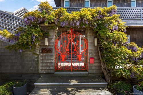 37 Bayview Walk, Cherry Grove, NY, 11782 | Card Image