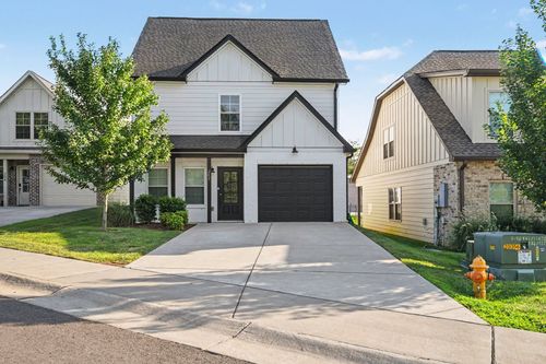 202 Emmett Dr, White House, TN, 37188-4203 | Card Image
