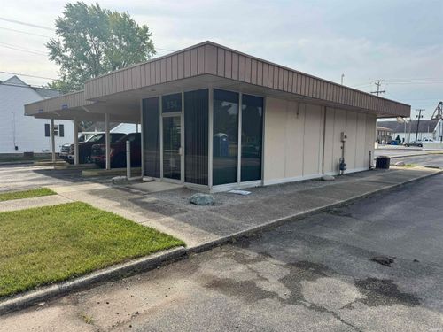 334 N 2nd St, Decatur, IN, 46733-1330 | Card Image