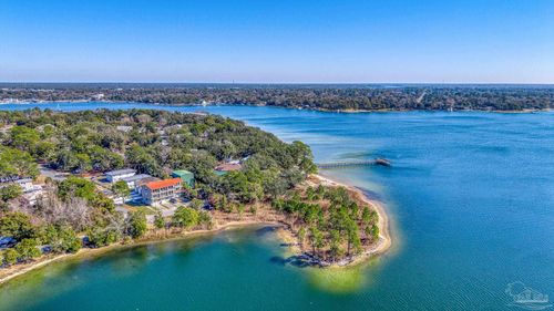 1157 N Bayshore Dr, Valparaiso, FL, 32580-1341 | Card Image