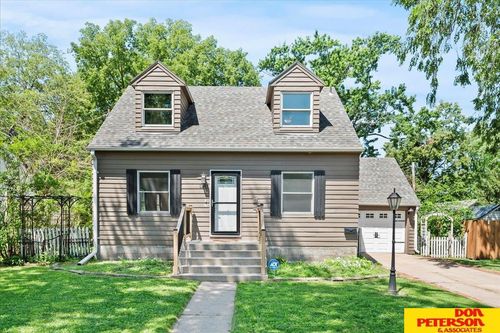 1243 N Pebble St, Fremont, NE, 68025-3558 | Card Image