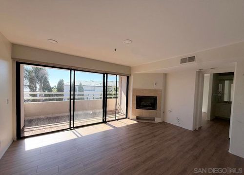 207-5726 La Jolla Blvd, La Jolla, CA, 92037 | Card Image