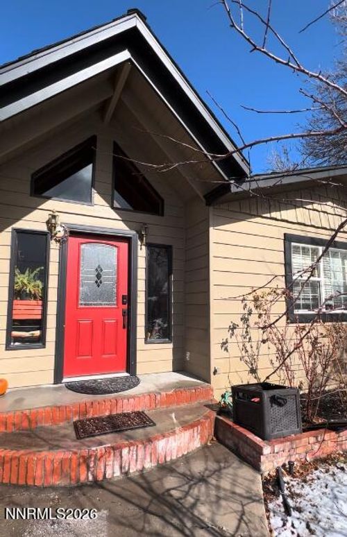 2755 Judith Ln, Reno, NV, 89503-3927 | Card Image