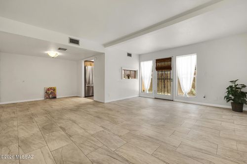 1527 E Prince Road, Tucson, AZ, 85719 | Card Image