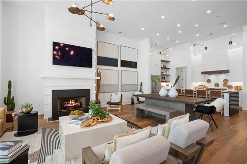 6740 Avis Walk, Alpharetta, GA, 30005-2433 | Card Image