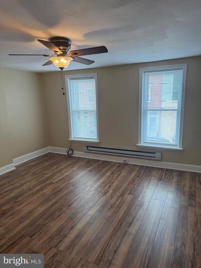 806 E 8 Th St, Townhouse with 2 bedrooms, 1 bathrooms and null parking in WILMINGTON DE | Image 7