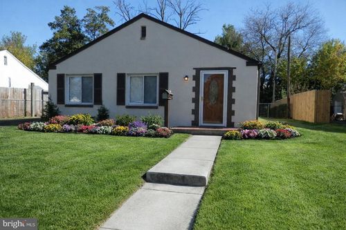 416 Howell Dr, Historic New Castle, DE, 19720-7701 | Card Image