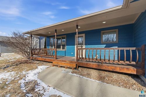 212 Birchwood Cir W Circle W, Brandon, SD, 57005 | Card Image