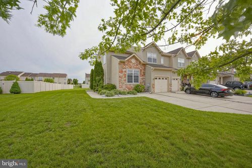 20 Glacier Dr, BERLIN, NJ, 08009-9378 | Card Image