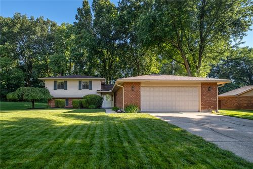 1711 Washington Creek Ln, Washingtn Twp, OH, 45458-2806 | Card Image