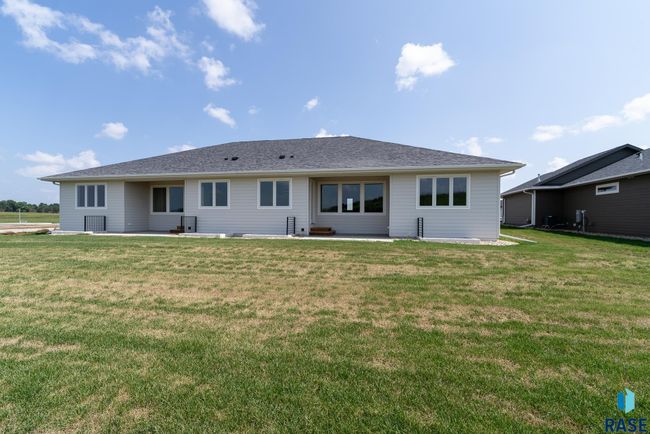 501 N Wildcat Dr, Townhouse with 2 bedrooms, 2 bathrooms and null parking in Sioux Falls SD | Image 44