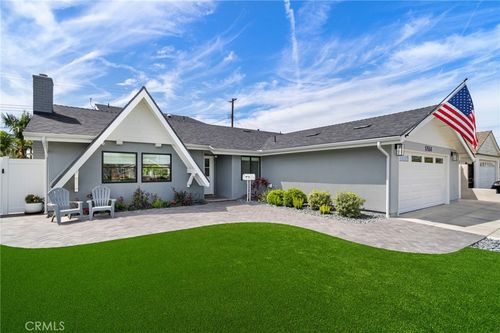 17551 Griffith Cir, Huntington Beach, CA, 92649-4903 | Card Image