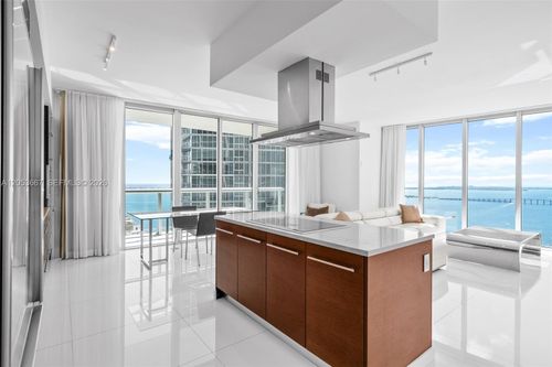 4410-485 Brickell Ave, Miami, FL, 33131-2763 | Card Image