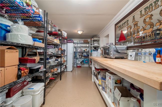 Lower level storage room | Image 29