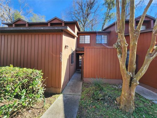 h55-5823 Sw 9th Pl, GAINESVILLE, FL, 32607-3892 | Card Image