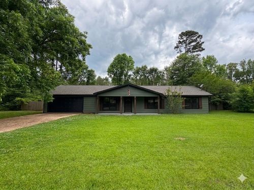 8942 Dakota Huse Ln, Greenwood, LA, 71033-3386 | Card Image