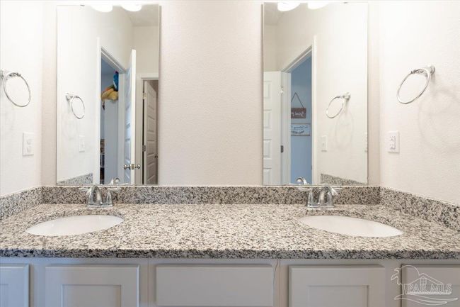 8177 Majestic Cypress Dr, House other with 4 bedrooms, 4 bathrooms and 4 parking in Milton FL | Image 37