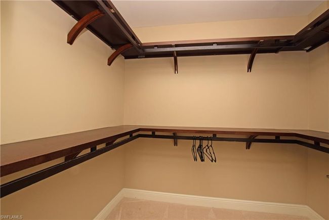 Master Closet | Image 12